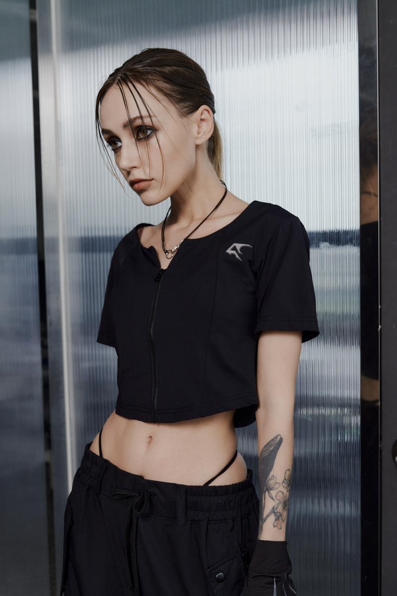 SQUARE NECK TOP [BLACK]
