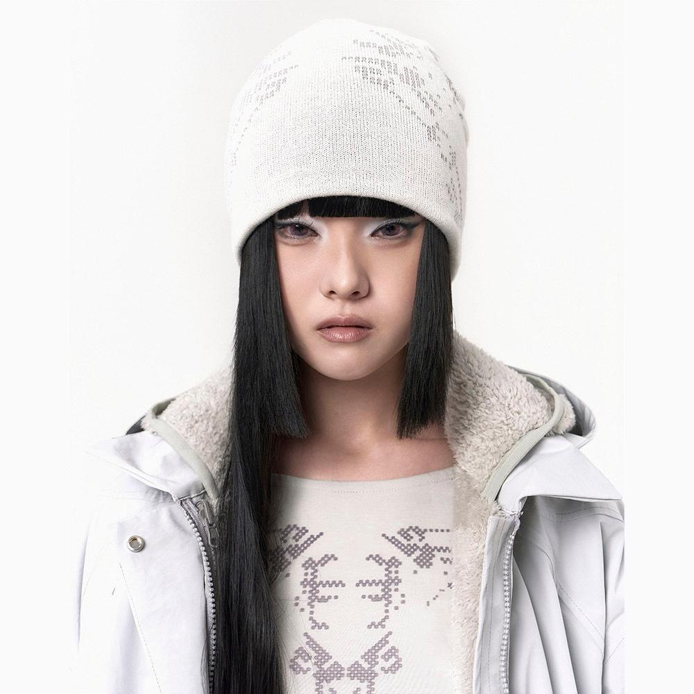 Scattered Graphic Reversible Beanie / Off White