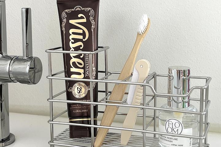 스텐 심플 치약 칫솔꽂이 4구 수납형  2colors+벽걸이 접착스티커 2매