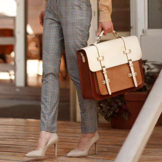 에코수시 솜브레 빈티지 브리프케이스 사첼백 여성 서류가방 핑크가방