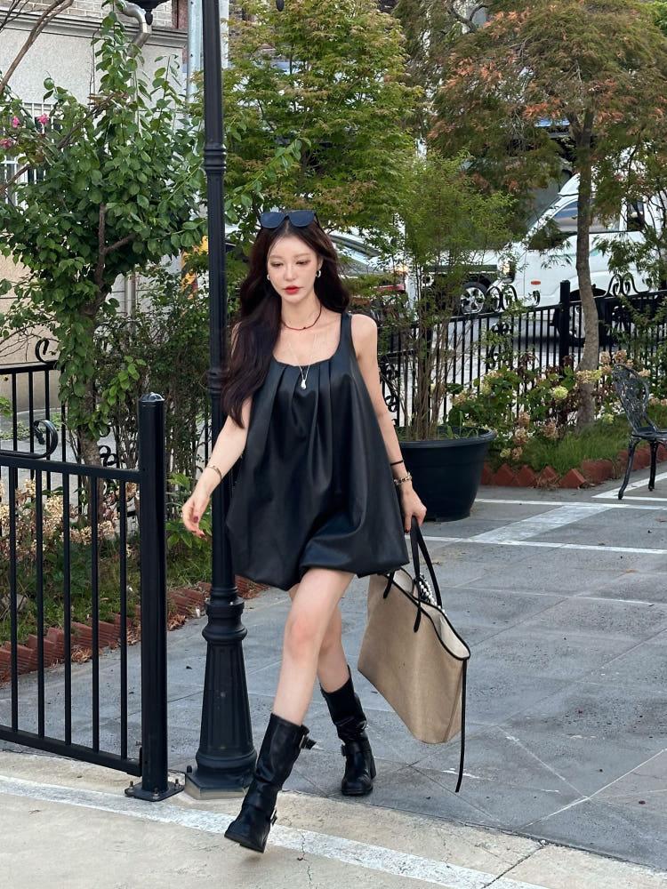 (당일발송)오웬 벌룬 레더 미니원피스 2color 펌킨 페미닌 유니크 가죽 핀턱 나시 레이어드 U넥