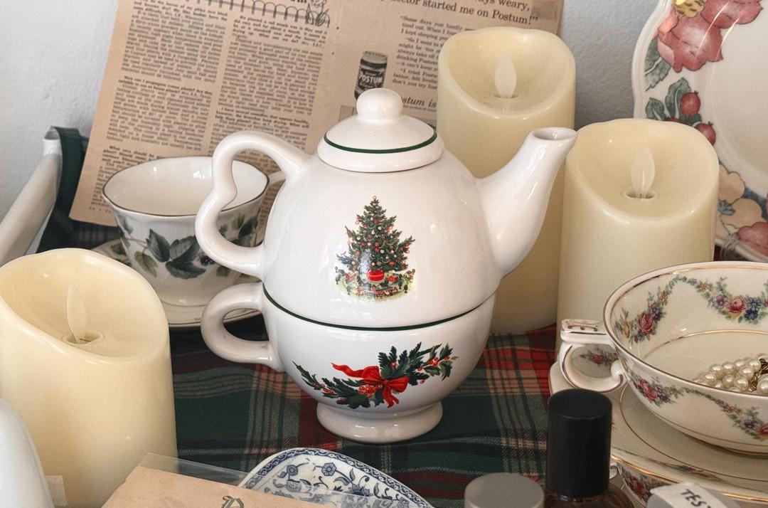 [vintage] tea for one