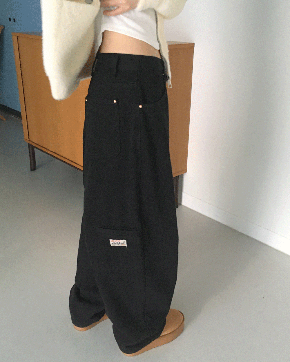 원더원더 아툰 패치 카펜터 고리 와이드 코튼 팬츠