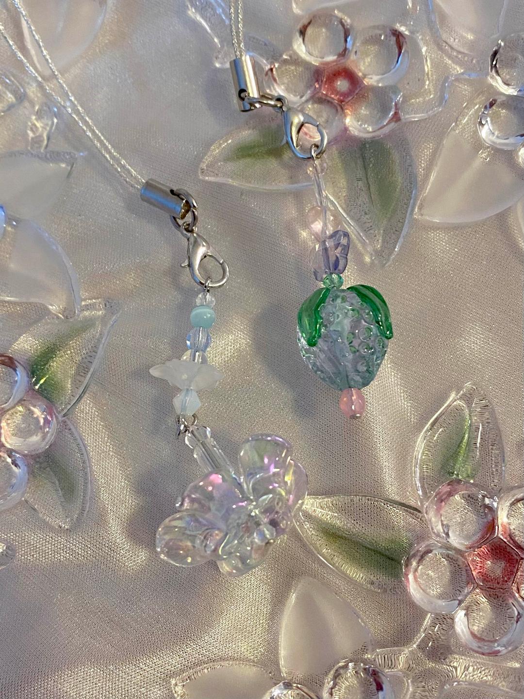 (loveis2ummer) Garden Beads Charm