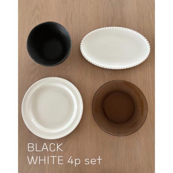 BLACK & WHITE 4p set