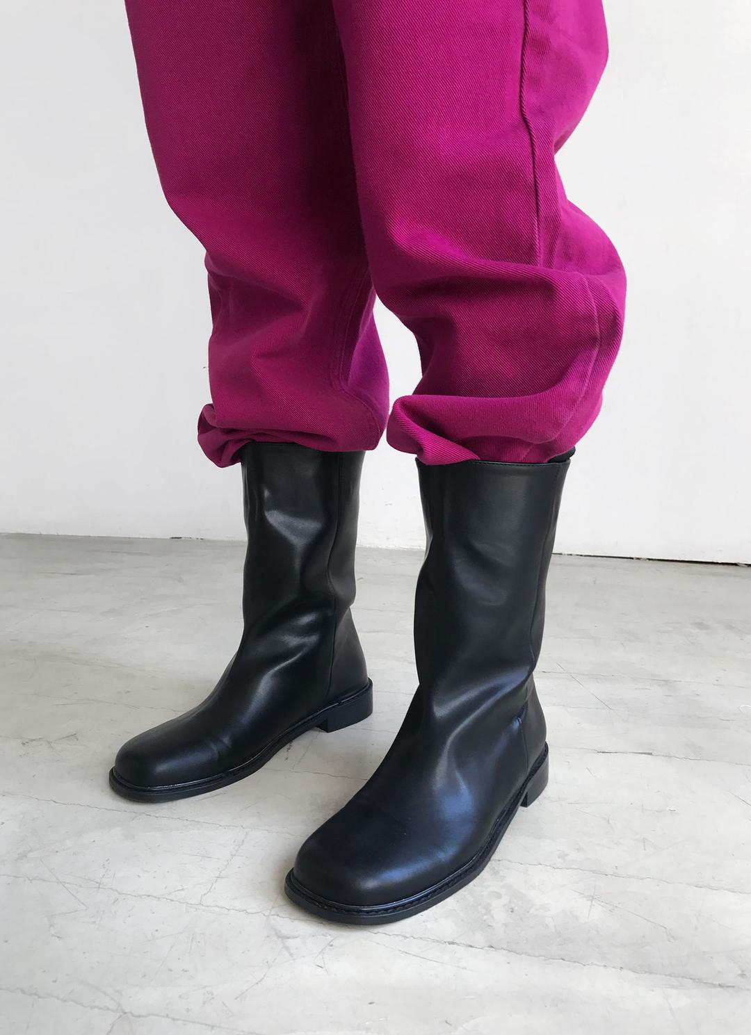 GRIP MIDDLE BOOTS