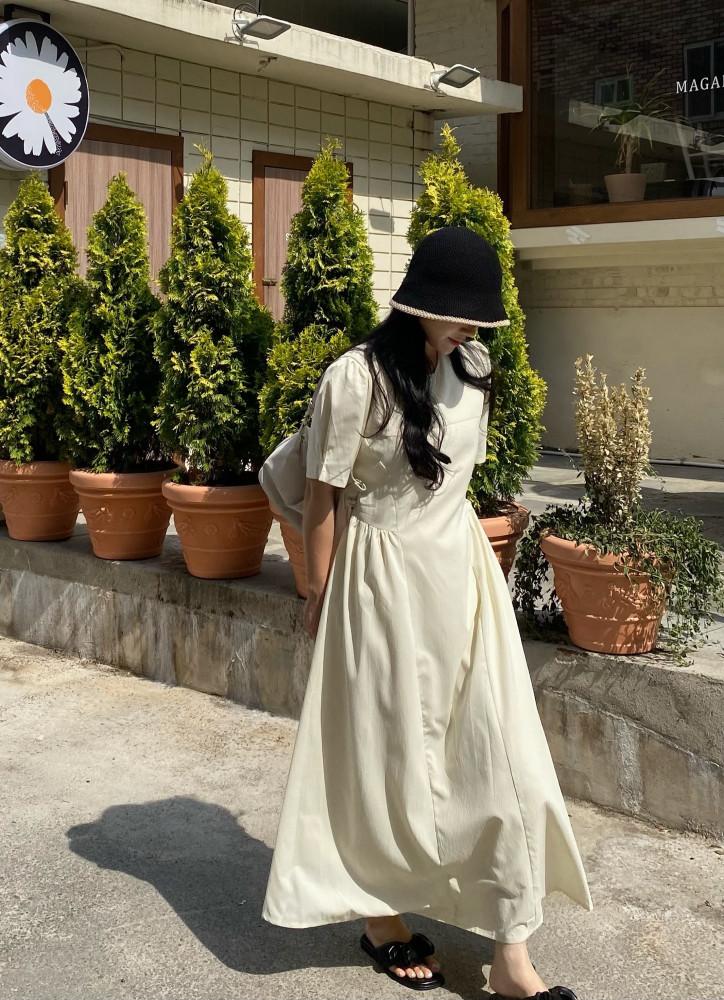 모스 베이직 절개 셔링 어깨퍼프 A라인 롱 플레어 원피스 치마