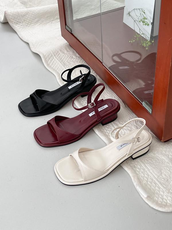 슈렐라 (225-250) 데일리 페미닌 스퀘어 심플 베이직 쿠션 스트랩 샌들 3cm