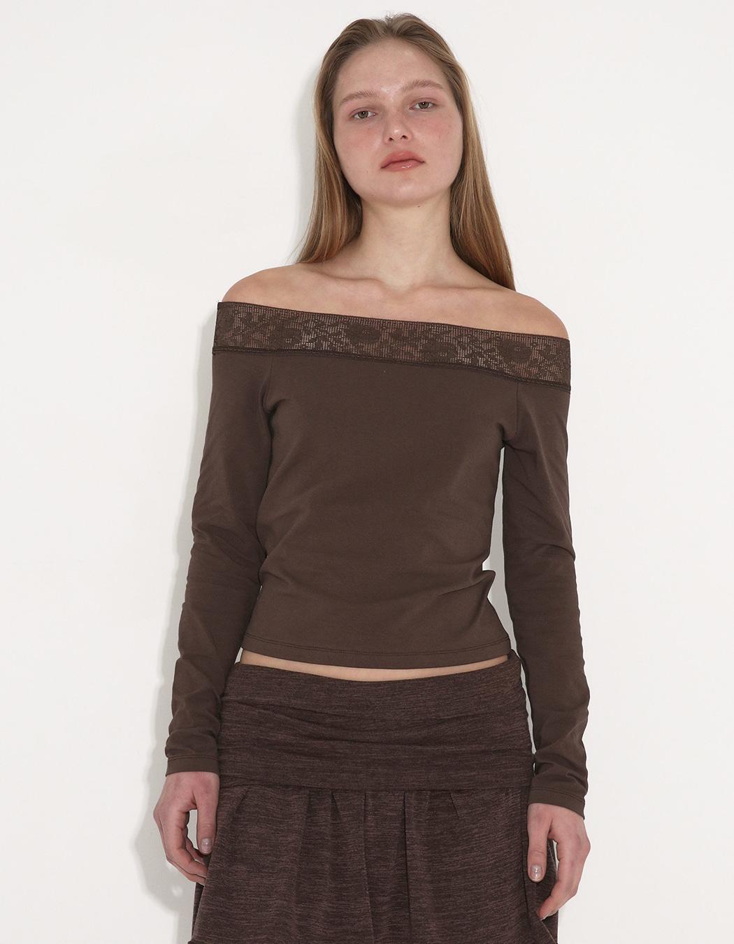 LACED OFF-SHOULDER JERSEY TOP, BROWN