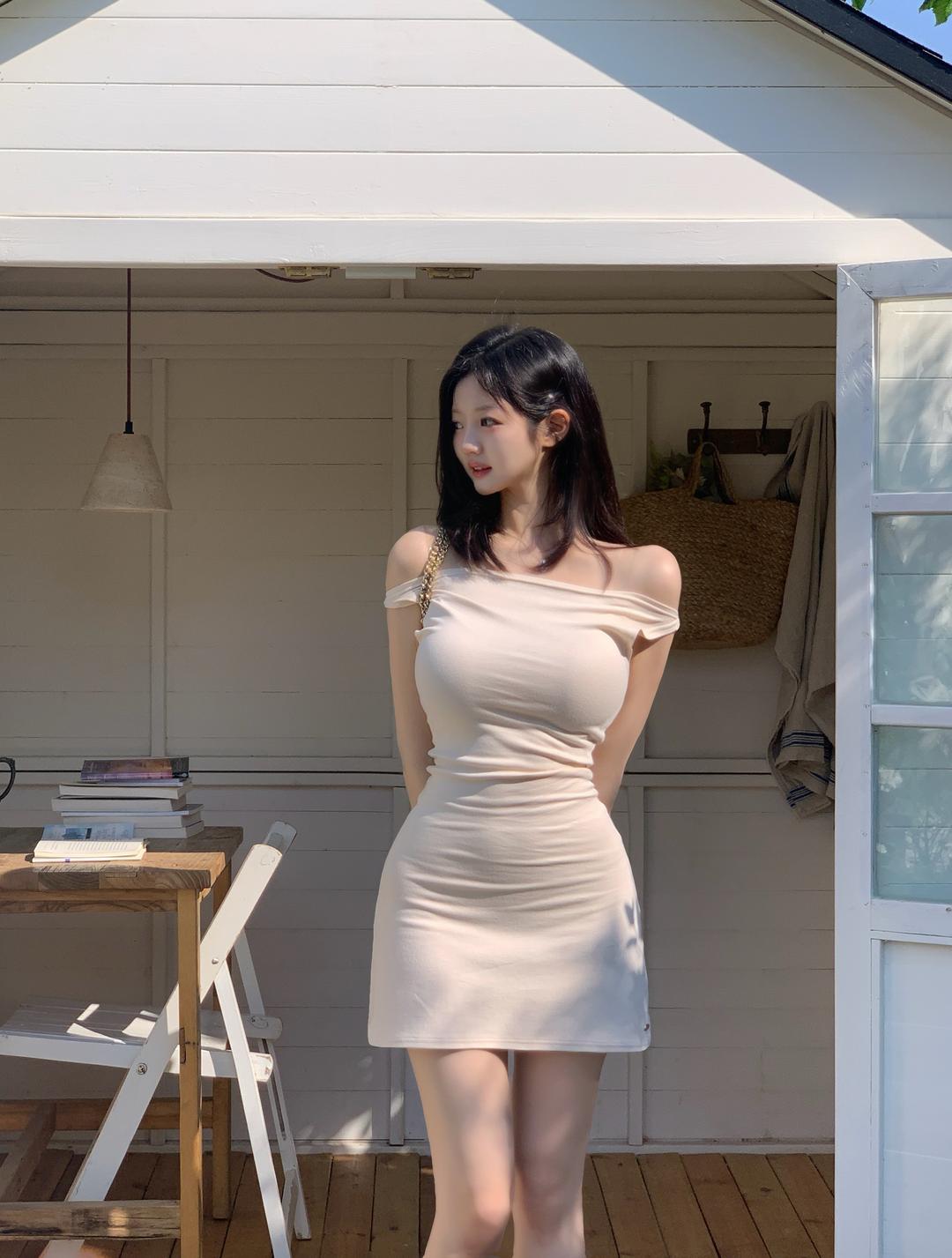 잔느 [MADE]  코젤 보트넥 미니 원피스