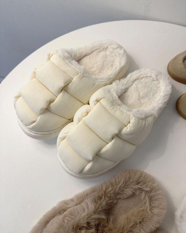 리븐 폭신 경량 패딩 슬리퍼 어그슬리퍼 키높이 털슬리퍼 기모슬리퍼 슬립온 실내화 실외화
