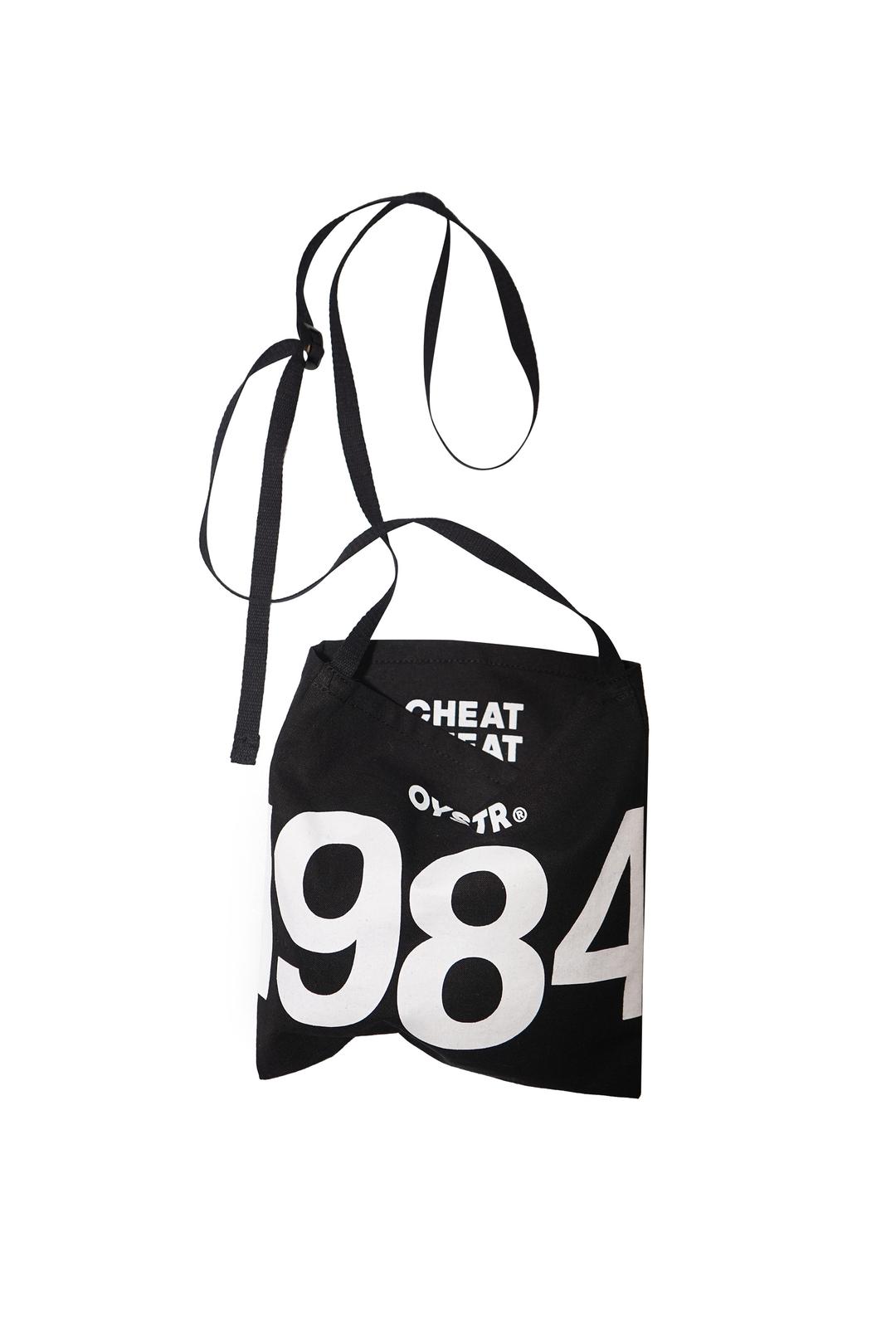 1984 Cross Pocket Black