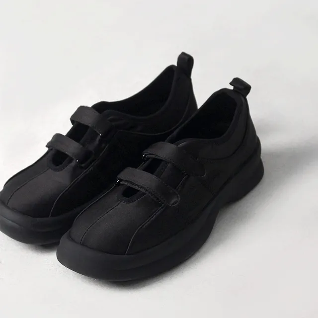 더블 벨크로 스판 스니커즈