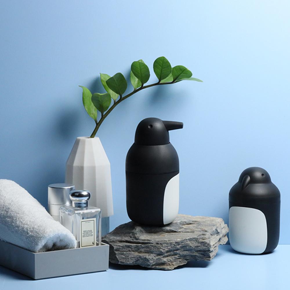 퀄리 펭귄 물비누 샴푸통 세제통 욕실디스펜서 소분용기