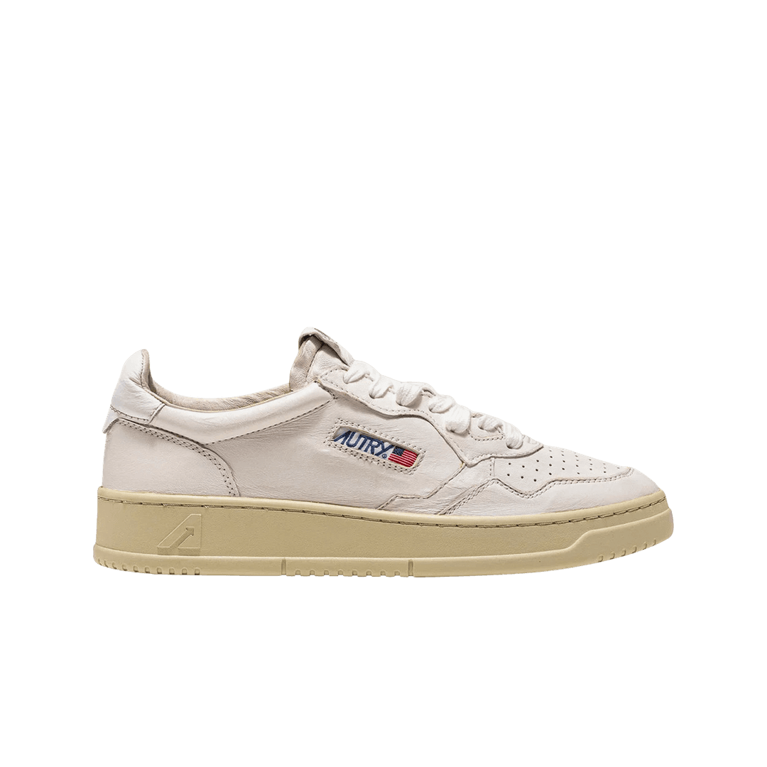 (W) Autry Medalist Low Goatskin Sneakers White