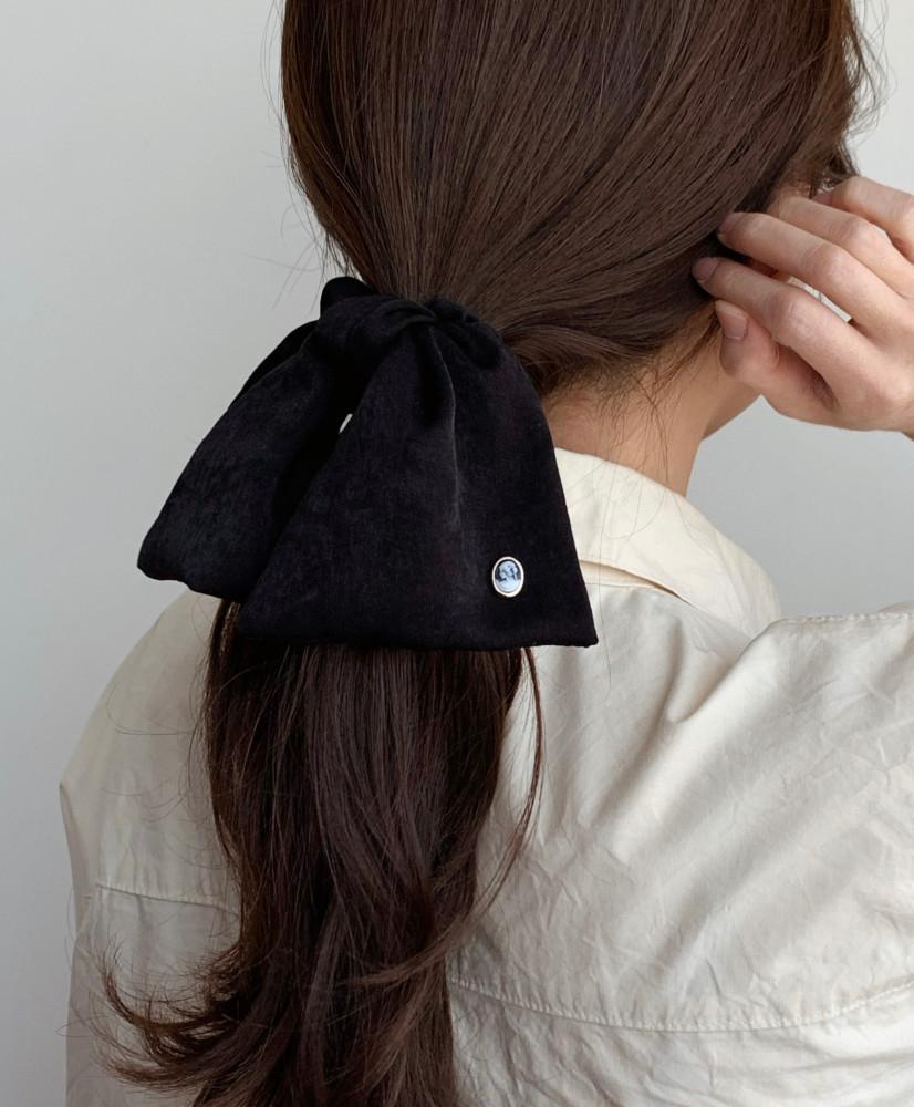 oar 빈티지무드 카메오 샤틴 러플 스크런치 [블랙]