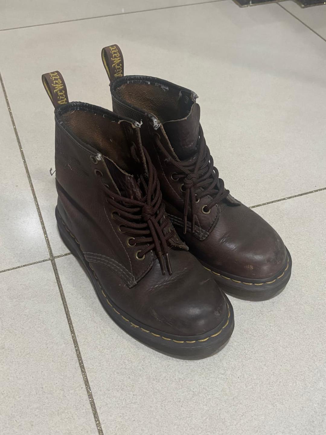 닥터마틴 1460 8홀 브라운 워커 부츠 230 | 후루츠패밀리