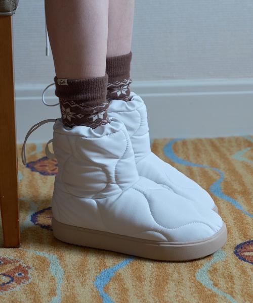 클라우드 패딩 부츠(5XM02390G920)