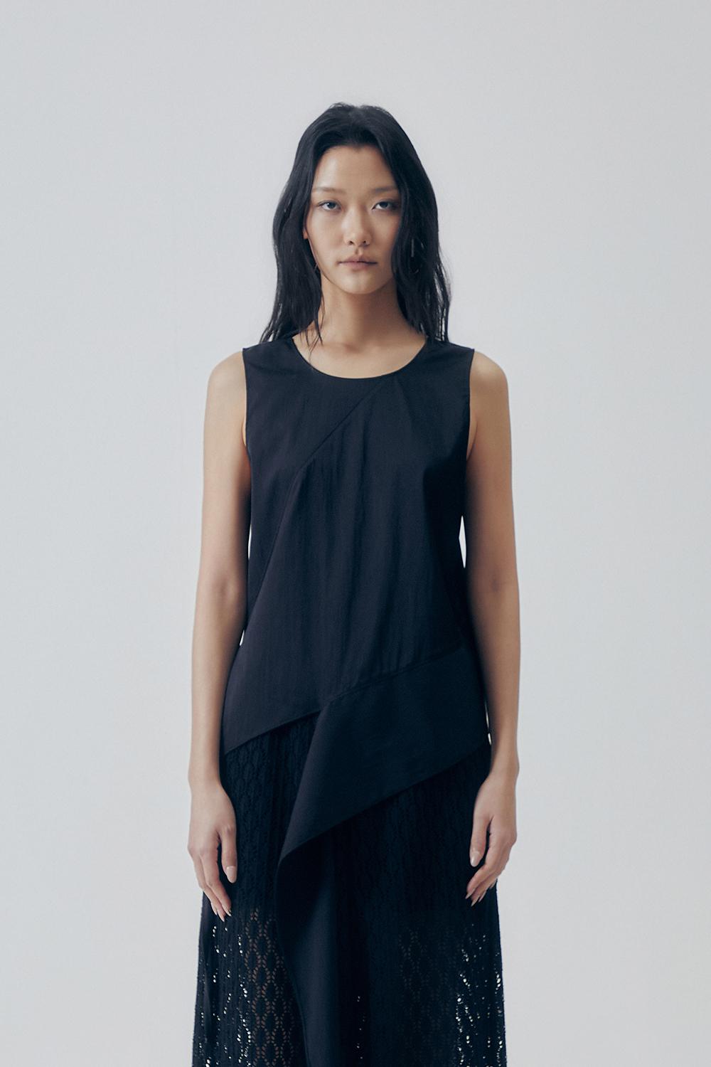 Asymmetric Draped Sleeveless Top [ Black ]