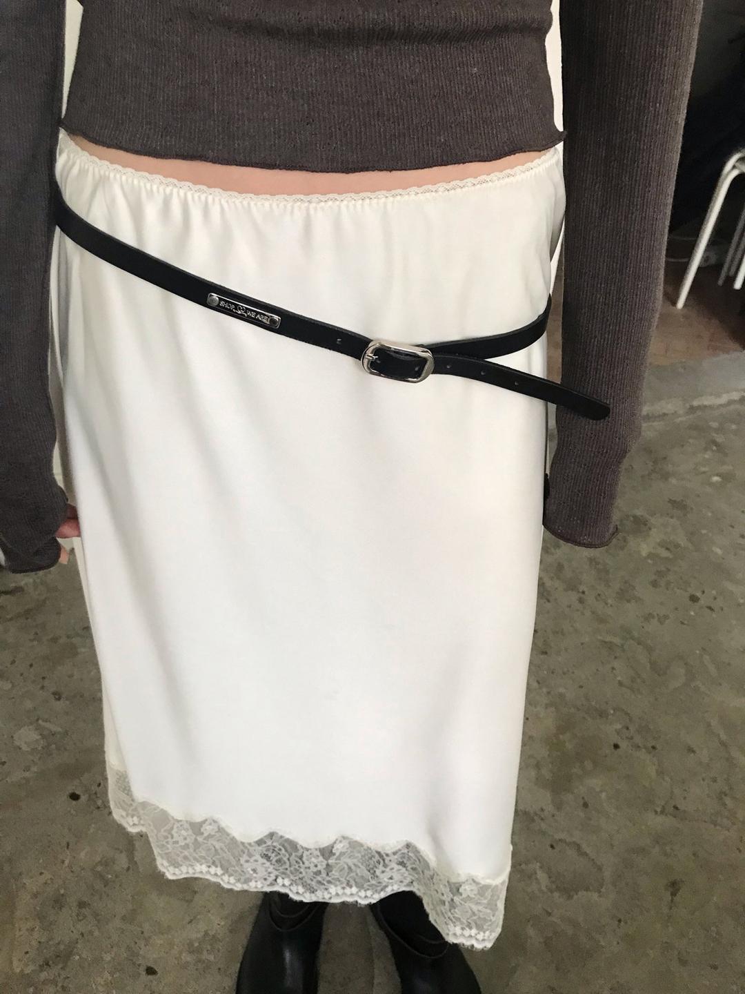 Snow lace skirt