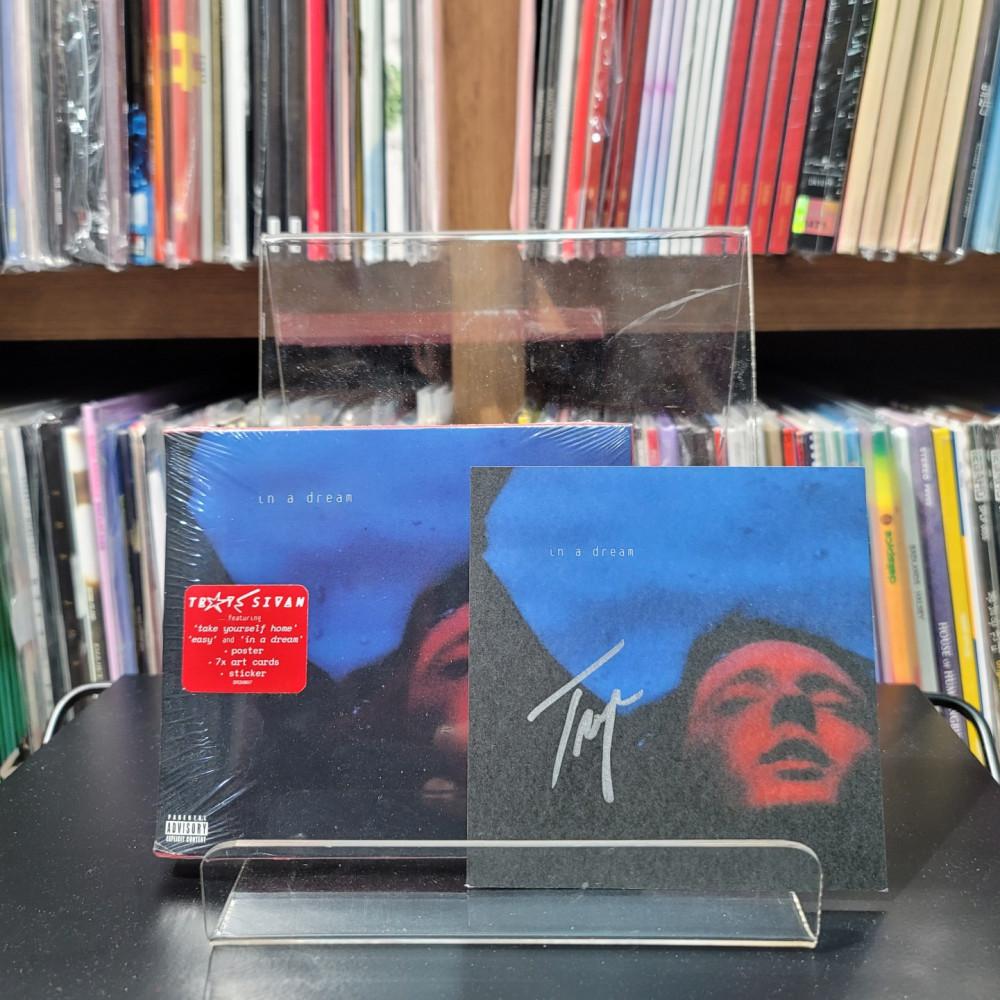 [친필 사인 CD] Troye Sivan 트로이 시반 – In A Dream (CD+Art Cards+Sticker+Poster +Signed Card) 사인 한정반