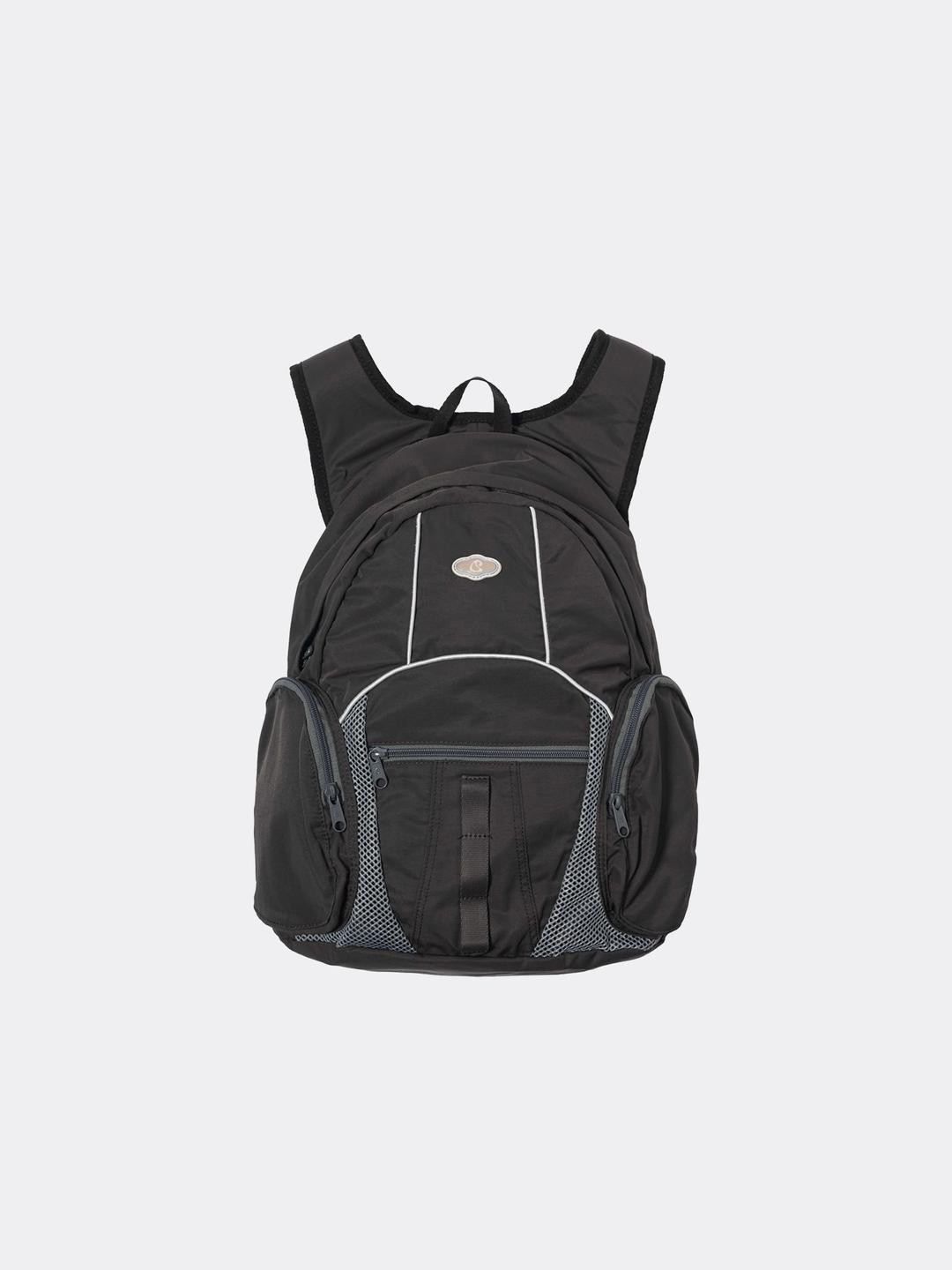 스마트어반유즈풀 LOGO BACKPACK-CHARCOAL
