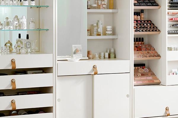 뷰스크 높은 화장대