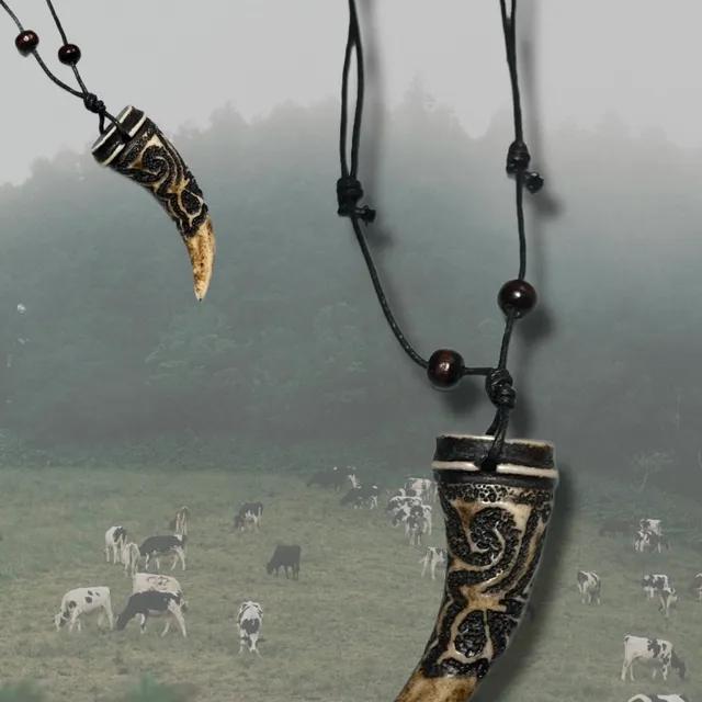 고대 족장의 상아 목걸이 빈티지