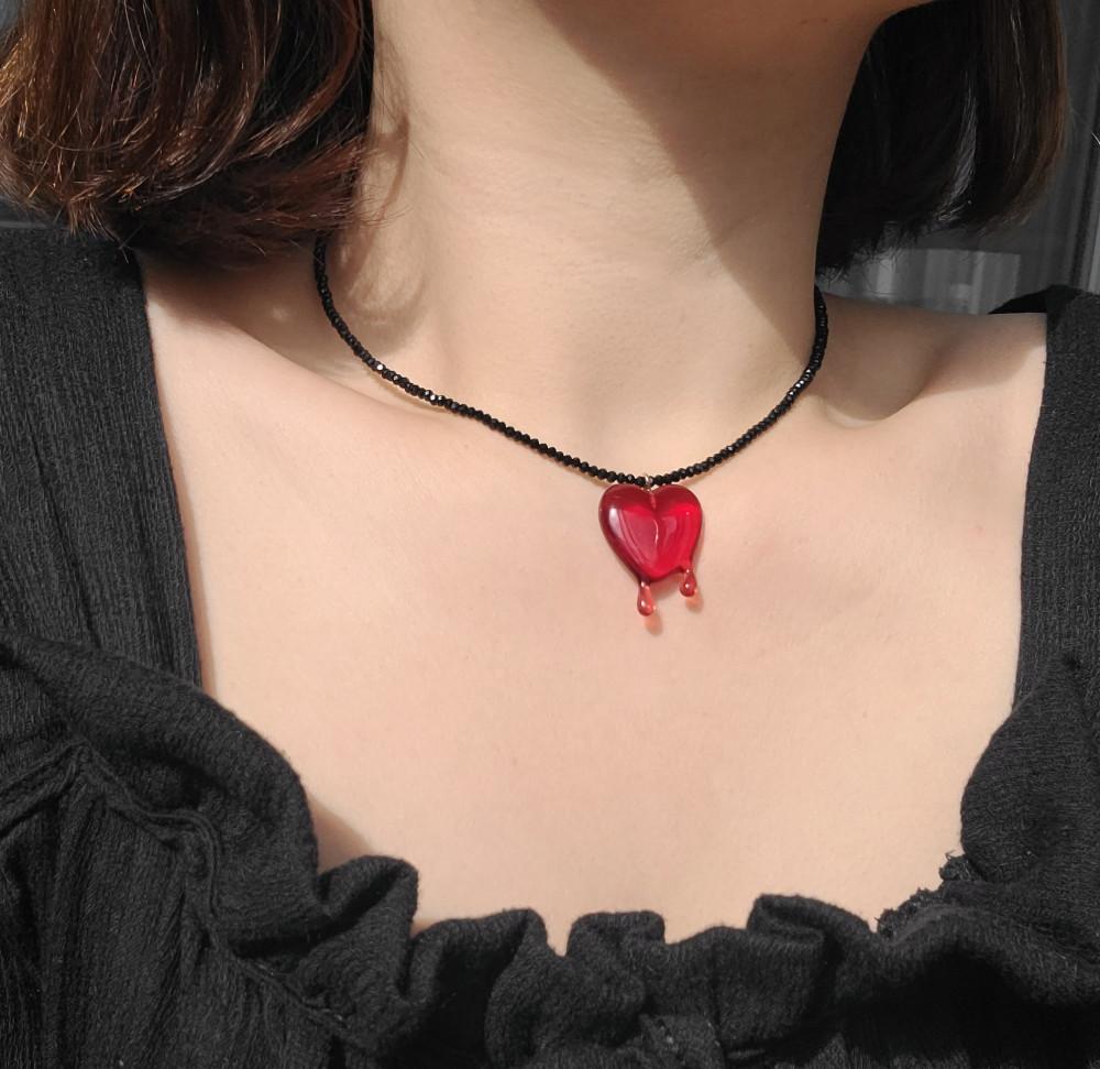 블러드 하트 레드 블랙 초커 목걸이