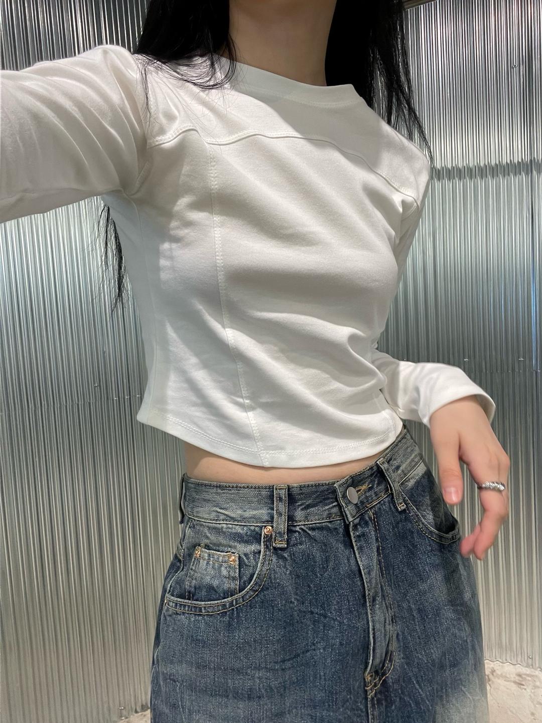 SHORT STITCH LONG TOP