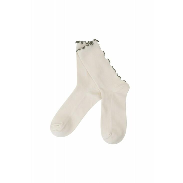 [epigram 여성] 웨이브 포인트 양말_ENLAX23211IVX