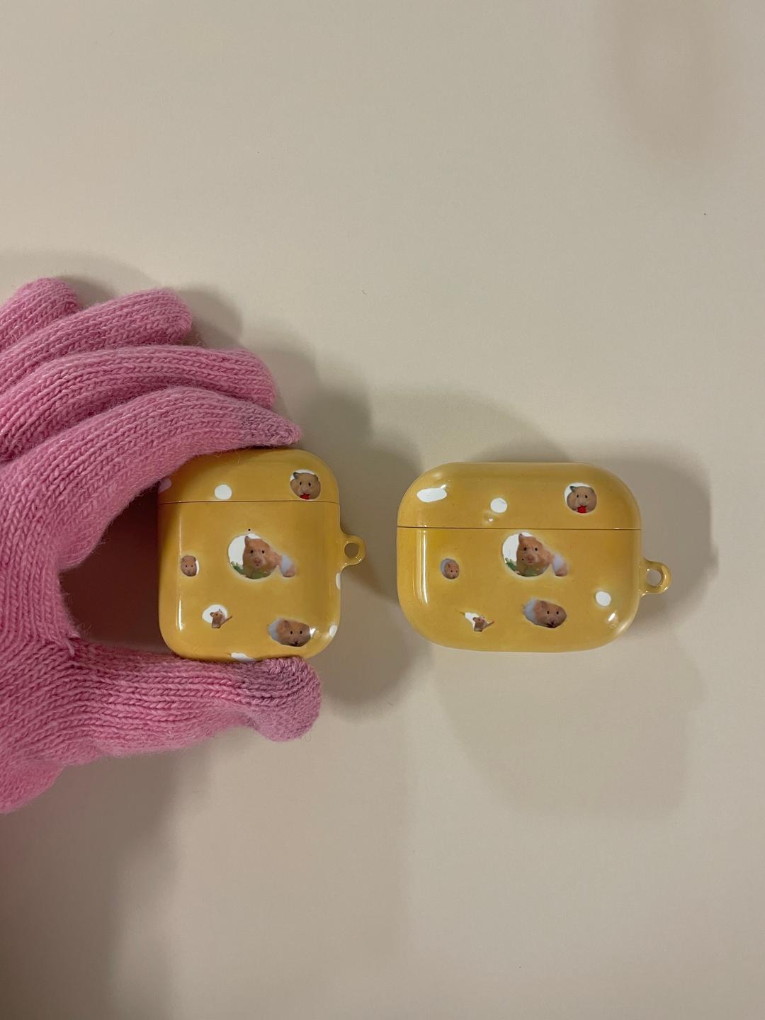 cheese maze airpods