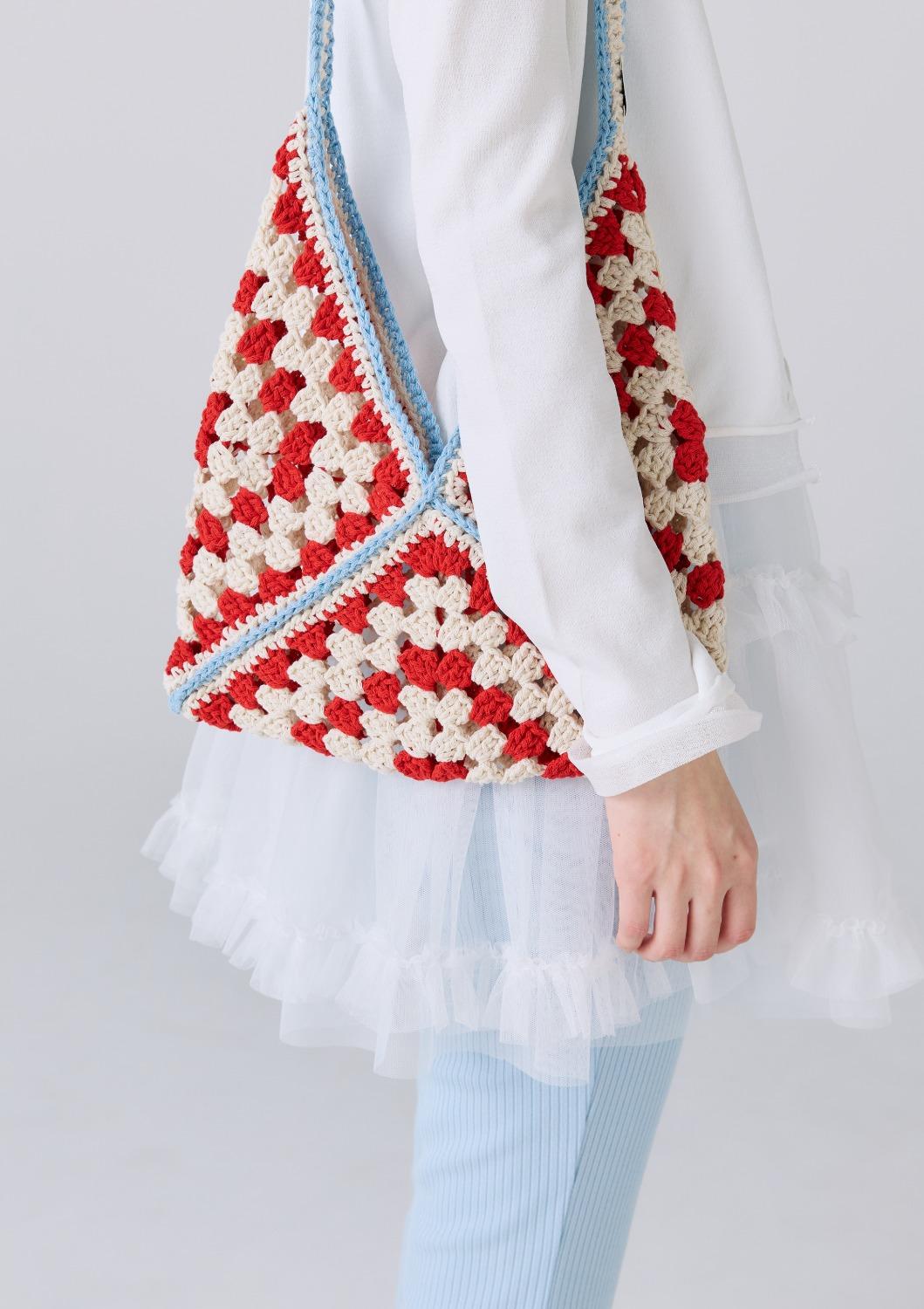 Mused Crochet Granny Squares knit bag - Cream/Red