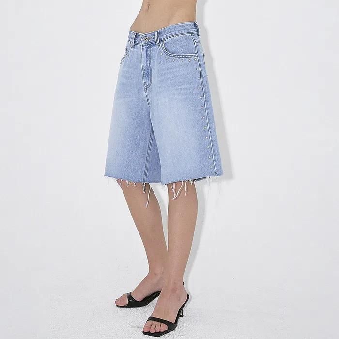 STUDDED BERMUDA JEANS (LIGHT BLUE)