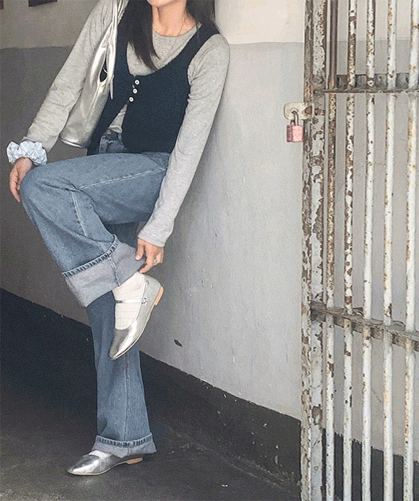 프렌느 버튼 니트 뷔스티에 (navy)