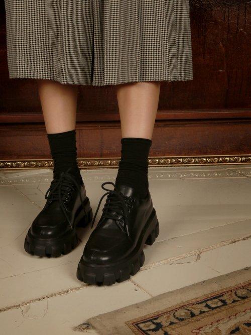 19B503 black loafer