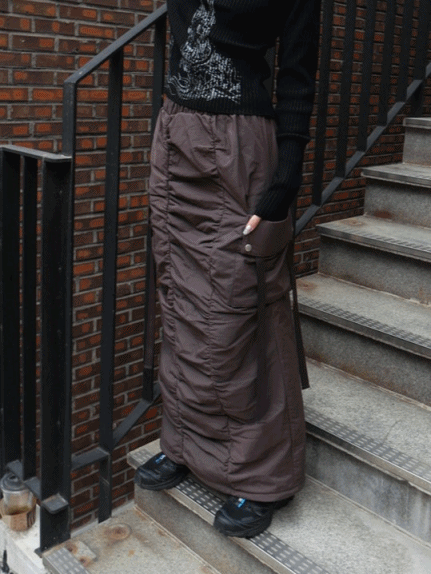 오버로즈 패딩 셔링 카고 롱 스커트(2color)