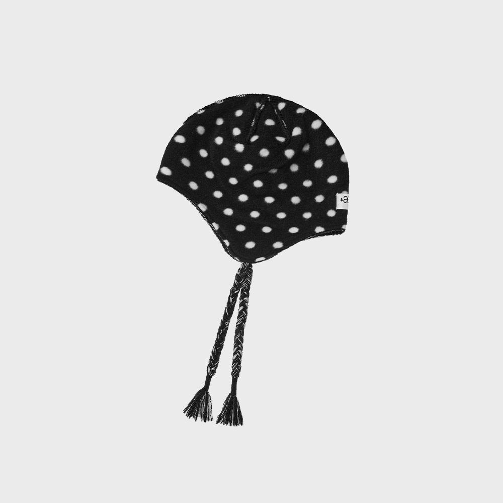 EARFLAP BEANIE [BLACK]