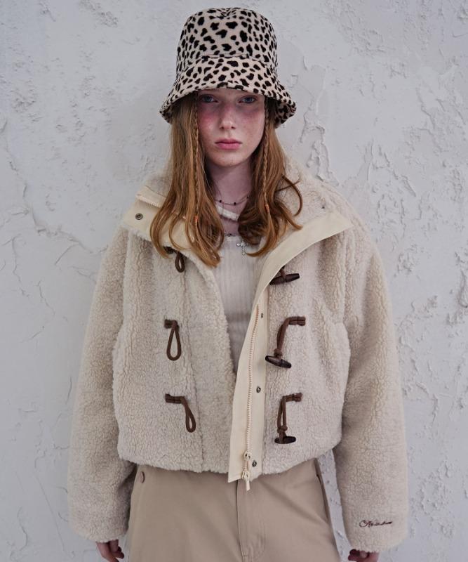 Fuzzy Cropped Duffle Jacket IVORY