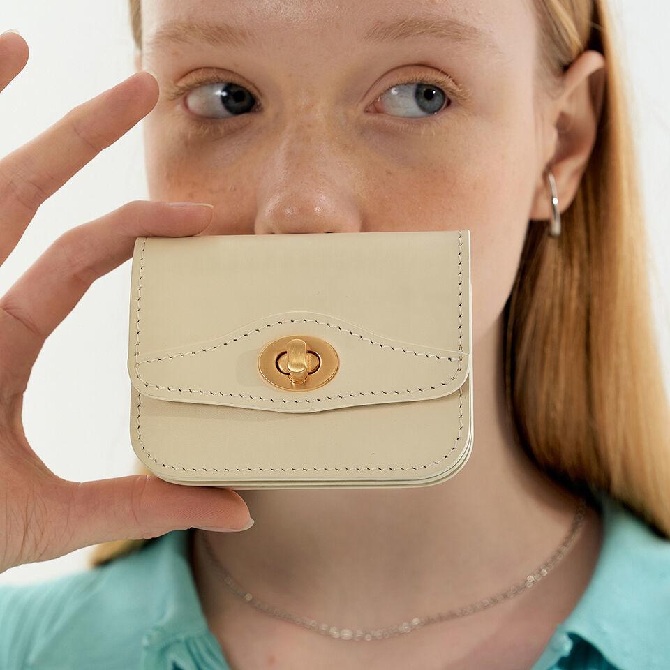 Wonder wallet (Ivory)
