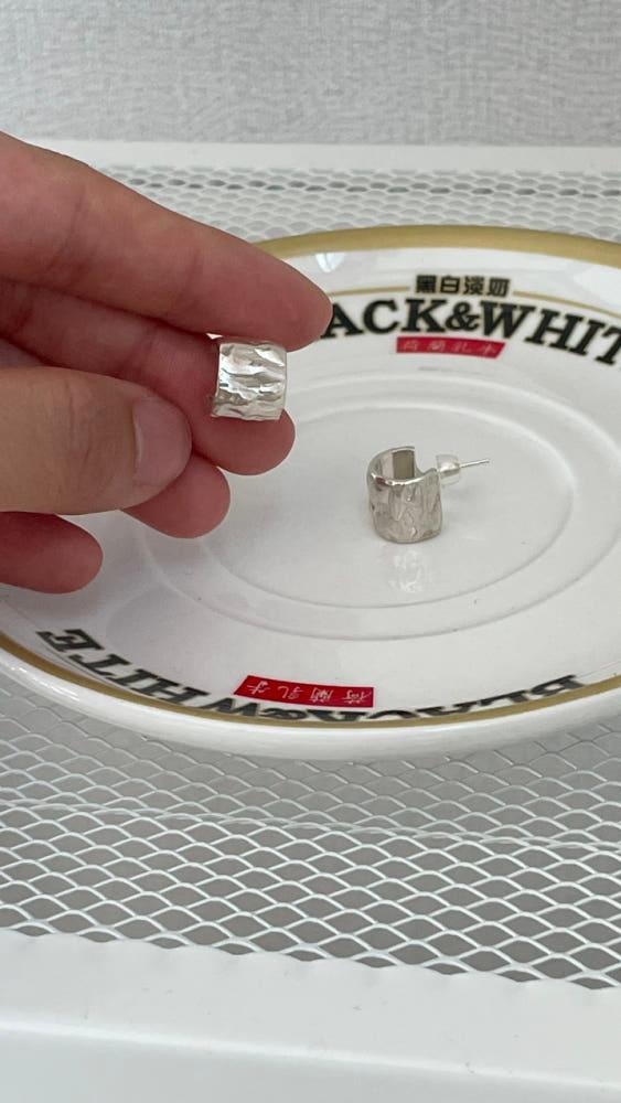 925 실버 핸드메이드 멜팅 반원 스터드 침 귀걸이