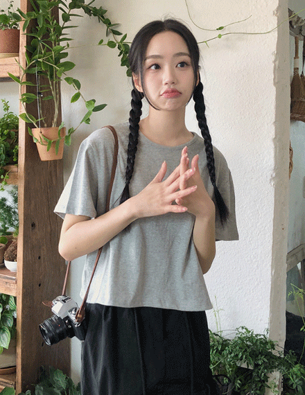 로몬크롭반팔티