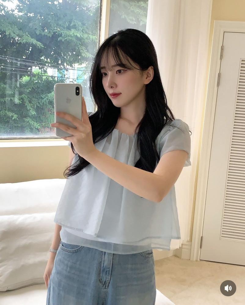 [주문폭주] 러브 레이어드 블라우스 / 뒷절개 얇은 시원한 여름휴가 바캉스 데이트룩 출근룩 러블리