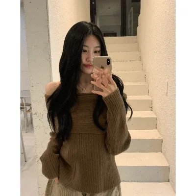 [연말룩✨♥️ 주문폭주*.*] 나크 골지 빅숄 오프숄더 니트 4color • knt