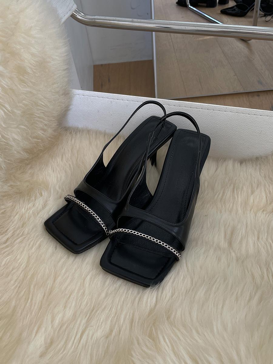 Chain trim slingback heel