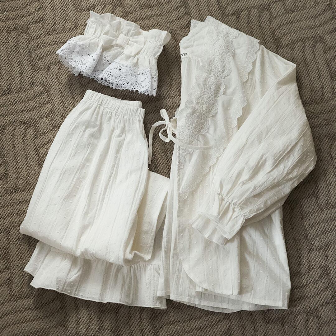 퓨어 화이트 레이스 긴팔 파자마 세트