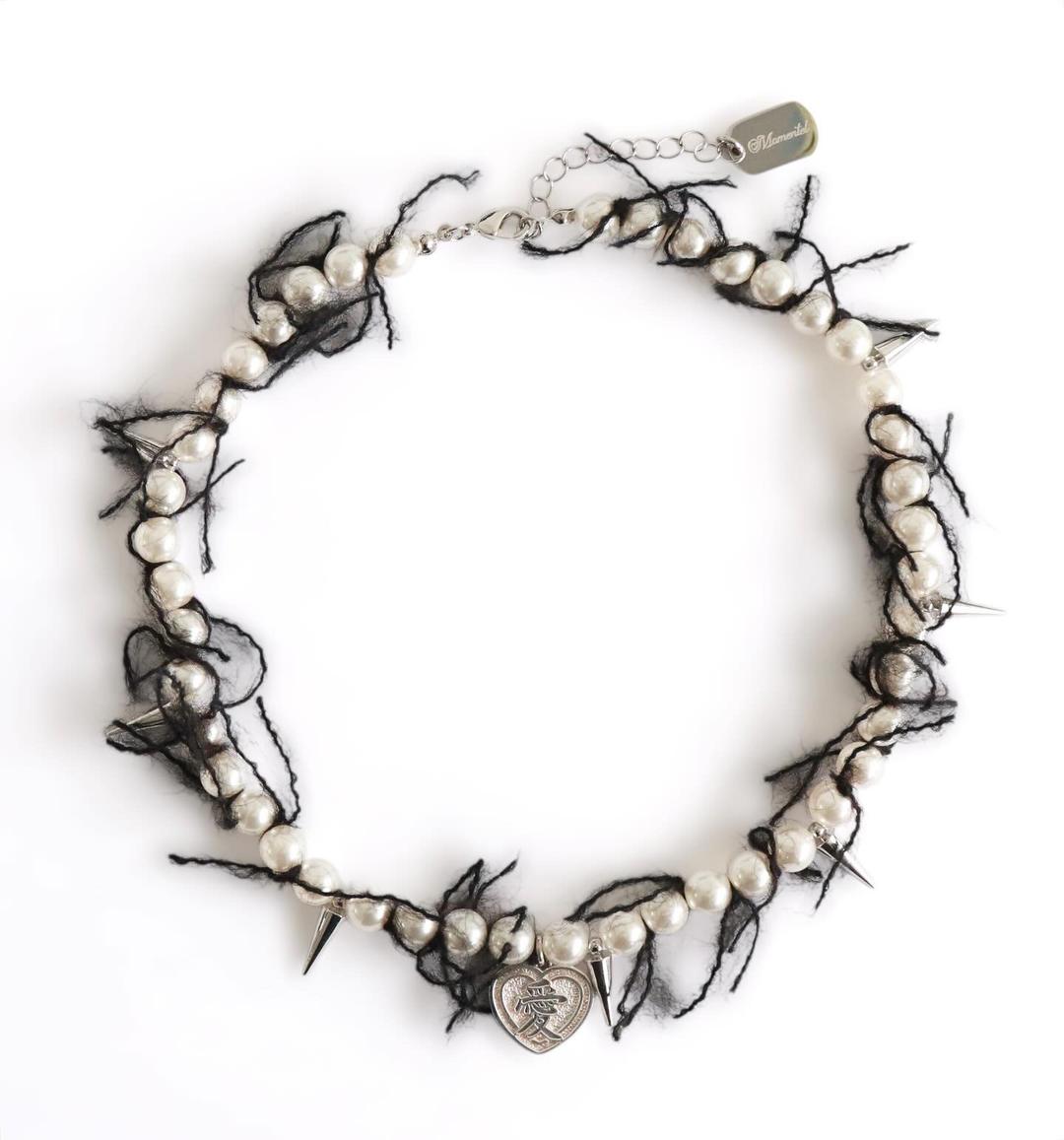 Threaded Punk愛 Necklace (Black)