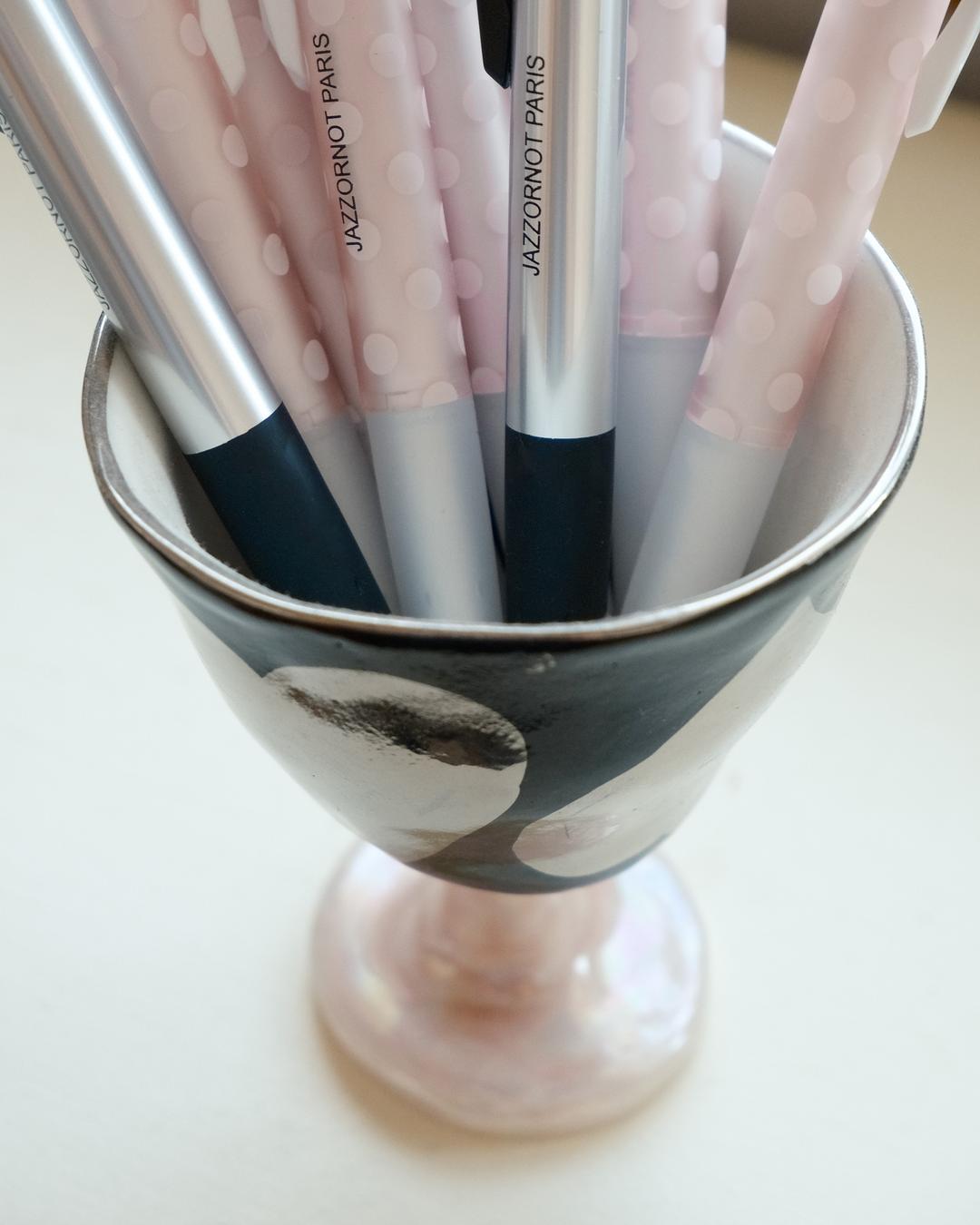 Sharp Pencil_Laura Opt(2 Col.)