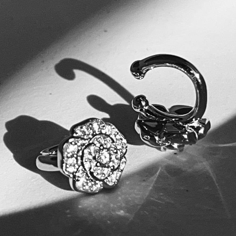 [위프레리] 실버 5A 벨리타 로즈 이어커프, Silver 5A Belita Rose Ear Cuff