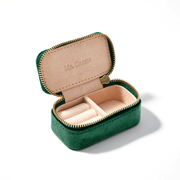 Ms. Green Daily Jewelry Pouch _ Green